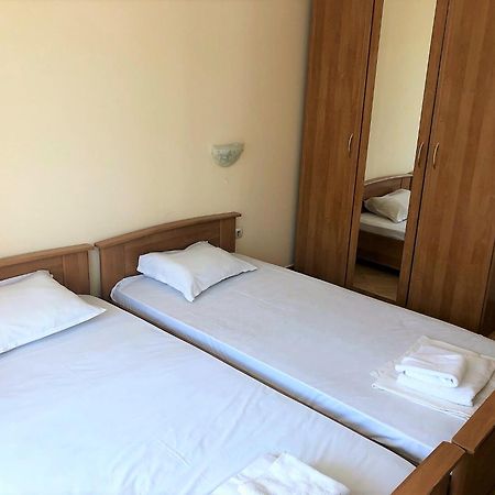 Complex Golden Dreams Aparthotel Pantai Sunny Luaran gambar