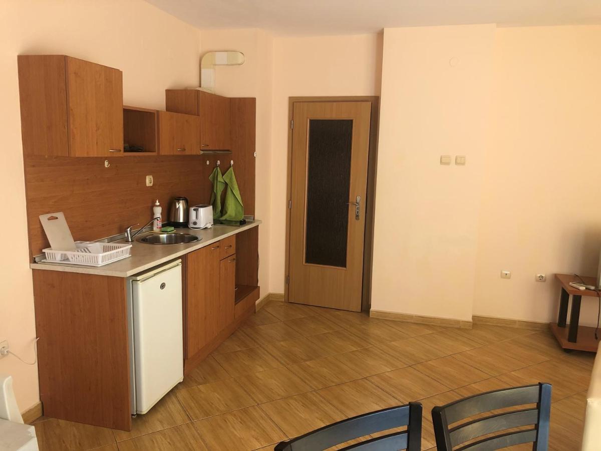Complex Golden Dreams Aparthotel Pantai Sunny Luaran gambar