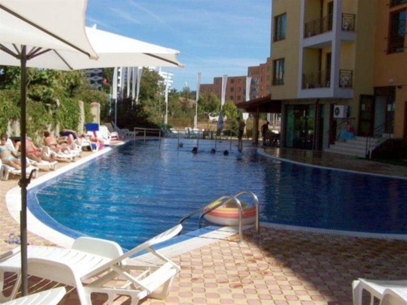 Complex Golden Dreams Aparthotel Pantai Sunny Luaran gambar