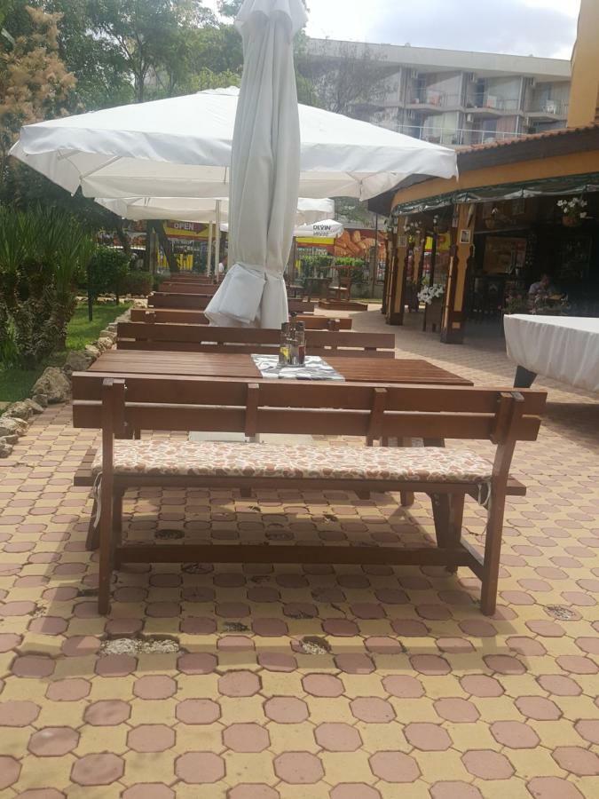 Complex Golden Dreams Aparthotel Pantai Sunny Luaran gambar