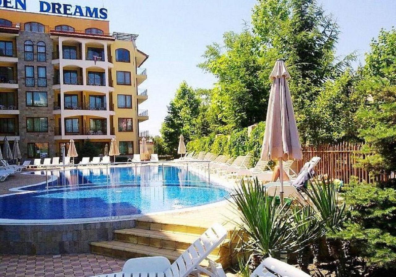 Complex Golden Dreams Aparthotel Pantai Sunny Luaran gambar