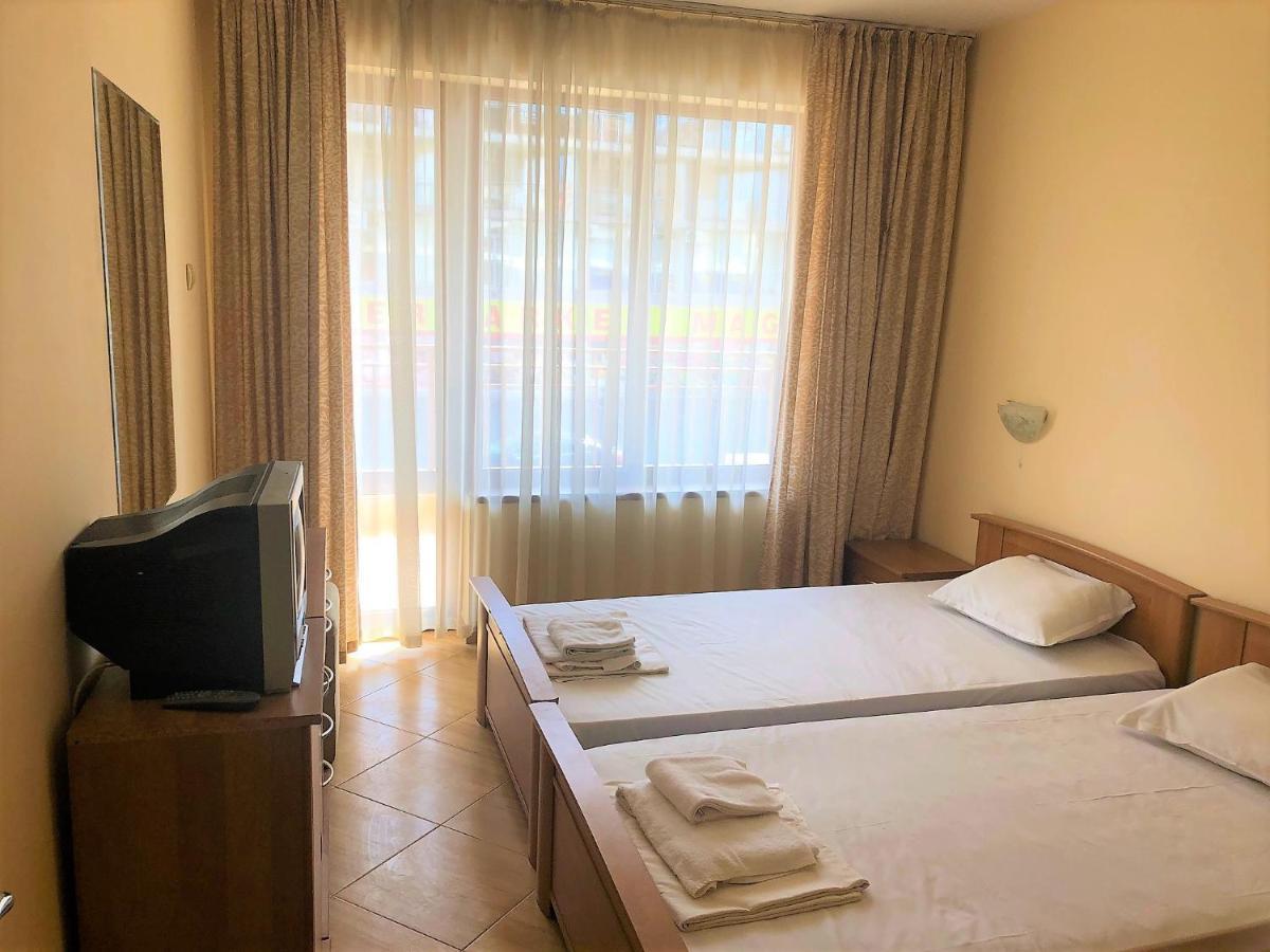 Complex Golden Dreams Aparthotel Pantai Sunny Luaran gambar
