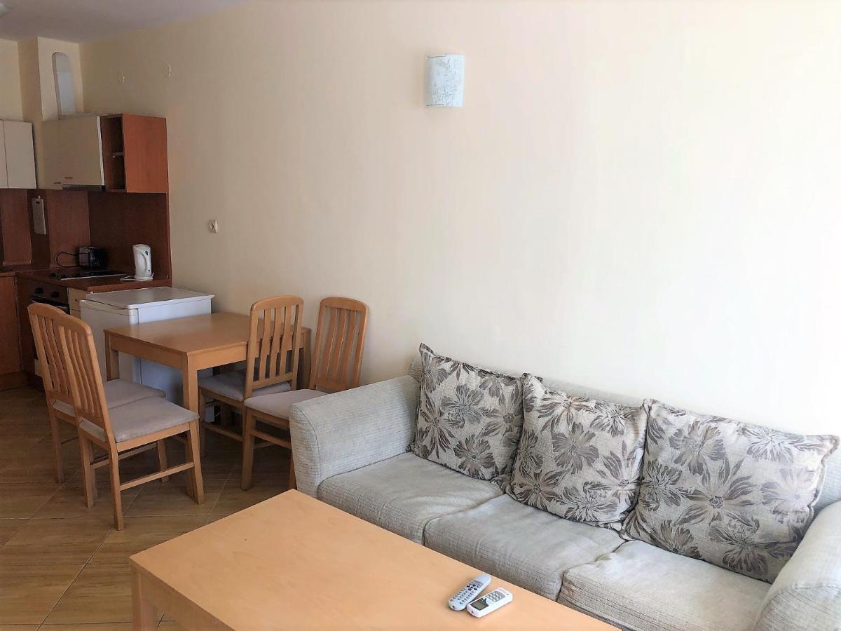 Complex Golden Dreams Aparthotel Pantai Sunny Luaran gambar