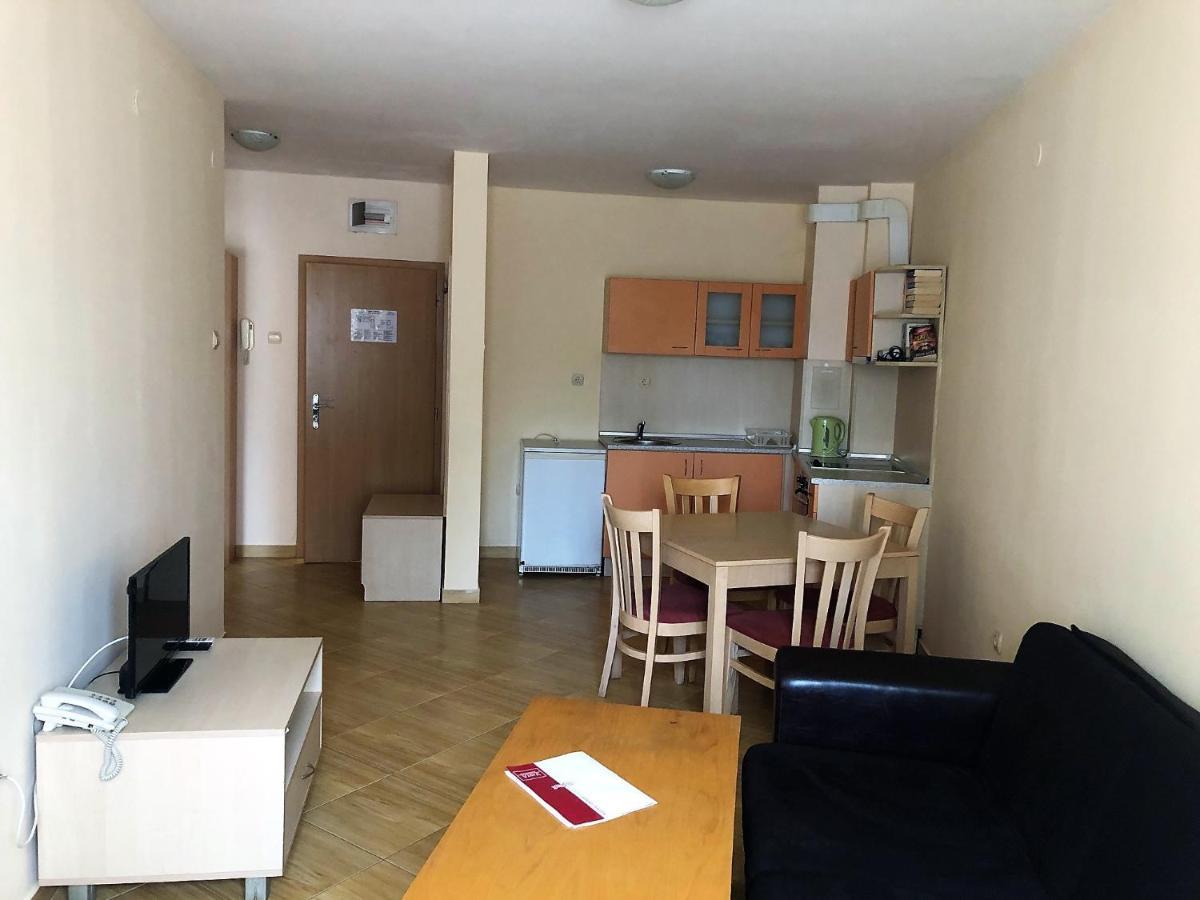 Complex Golden Dreams Aparthotel Pantai Sunny Luaran gambar